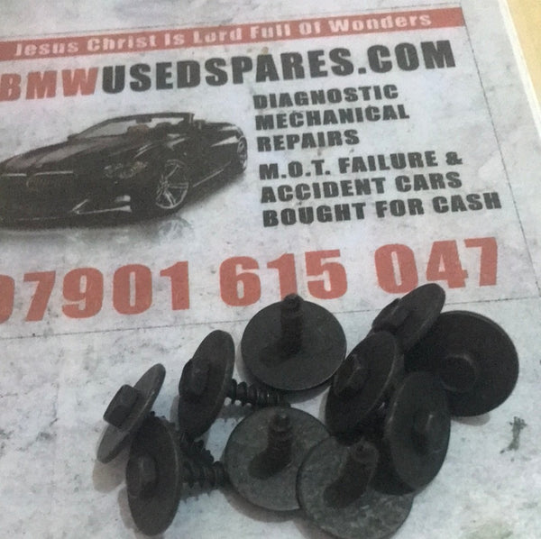 07149213164 BMW 2series gt f46screw hex bolt @£1.00 each