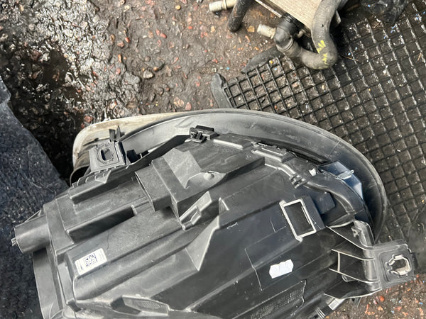 6311 5A01963   MINI  cooper  2020 F55 F56 F57 Lci passenger side Headlight   LED Black  5A01963