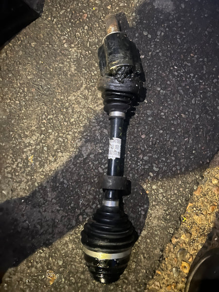 8482645     BMW  X1 X2 F39 F40 F44 F45 F46 F48 FRONT OUTPUT SHAFT LEFT  8482645  bmw x1 drive shaft