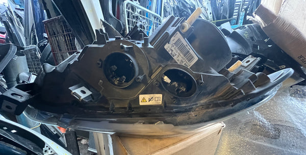 63117304471   Bmw 2 series 2016 F22 passenger side headlight   7304471