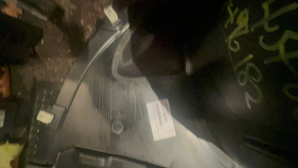 51717386956       MINI countryman F60  driver side front splash guard   Mini countryman 2018 FRONT WHEELARCH HOUSING COVER RIGHT O/S      7386956   51717437058   7437058  51717496182  7496182