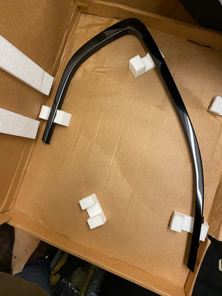 BMW OEM 14-16 X5-molding Trim Right 51377289728