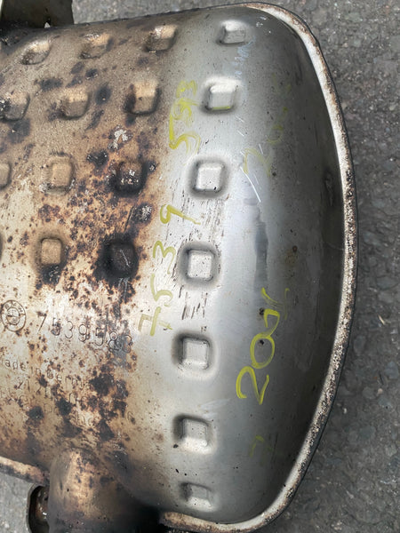 7339583         BMW E90 3 series 2006  320i  Petrol 6SPD Exhaust Muffler Back Box  7539583