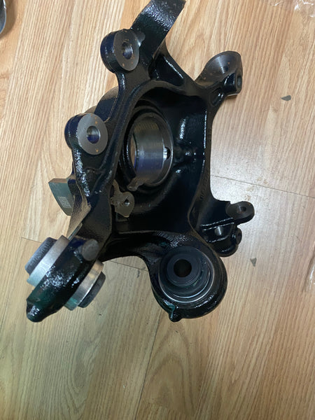 33326792524    Bmw 3 Series 2018 f30 driver side rear Stub Axle new  1200979  bmw f30 driver Side rear hob