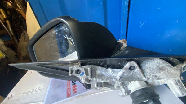 7338923  BMW F30 NS PASSENGER LEFT DOOR MIRROR (6 PIN)