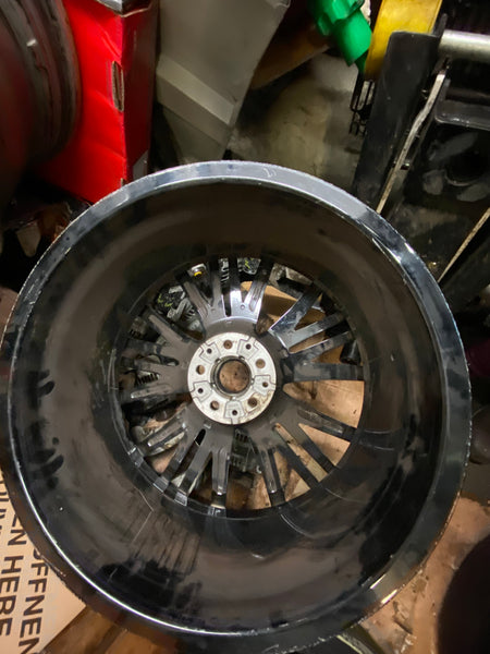 8092356     Bmw 2 series 2022  coupe   F40 F 44 19" inch  Alloy wheel    Single wheel   observe all pictures please   (no 3)