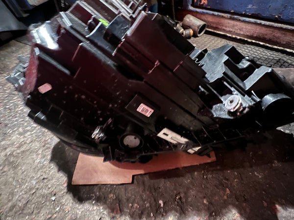 63115A1E065
    Bmw 2 series 2021 f44 Gran coupe  Passenger side led headlight

bmw light

bmw headlights 

bmw part

bmwparts

no module 

observe all pictures 

5A1E065