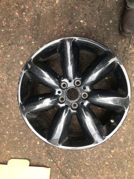 6856050  Mini Clubman 2015 F54 alloy wheel 8j X 18    6856053