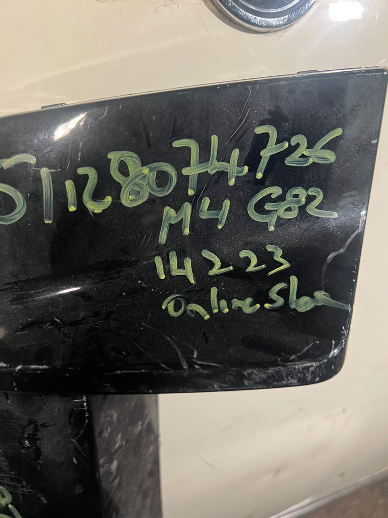 511280747    BMW M4 2020  G82 rear bumper diffuser     8074726  original