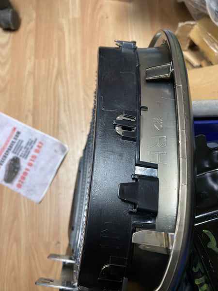 7464924  BMW X3 2022 G01 driver side kidney Grille   Bmw X4 2022  G02 driver side Kidney  Grille  7464923