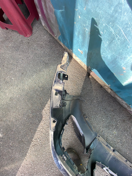 51118089743        BMW X3  2020 G01 M Sport Front Bumper    8089743  Genuine  needs repair   please observe all pictures 