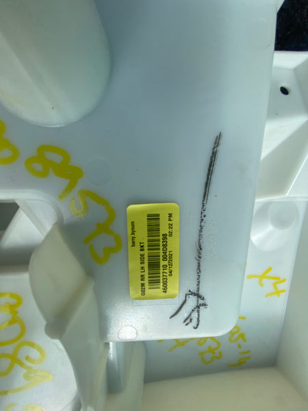 8089573 Bmw X4 2021 G02 Msp  passenger side rear bumper Guide new