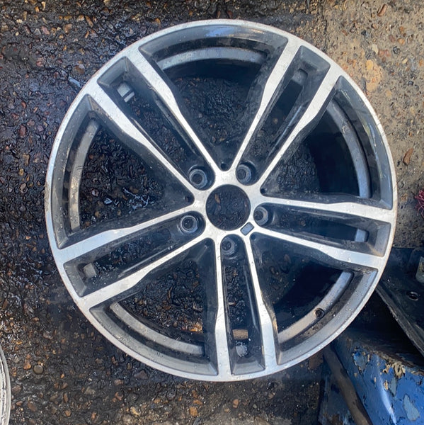 7856711 BMW F30 3 Series F32 4 Series M double spoke 704 Alloy Wheel 8 x 19...