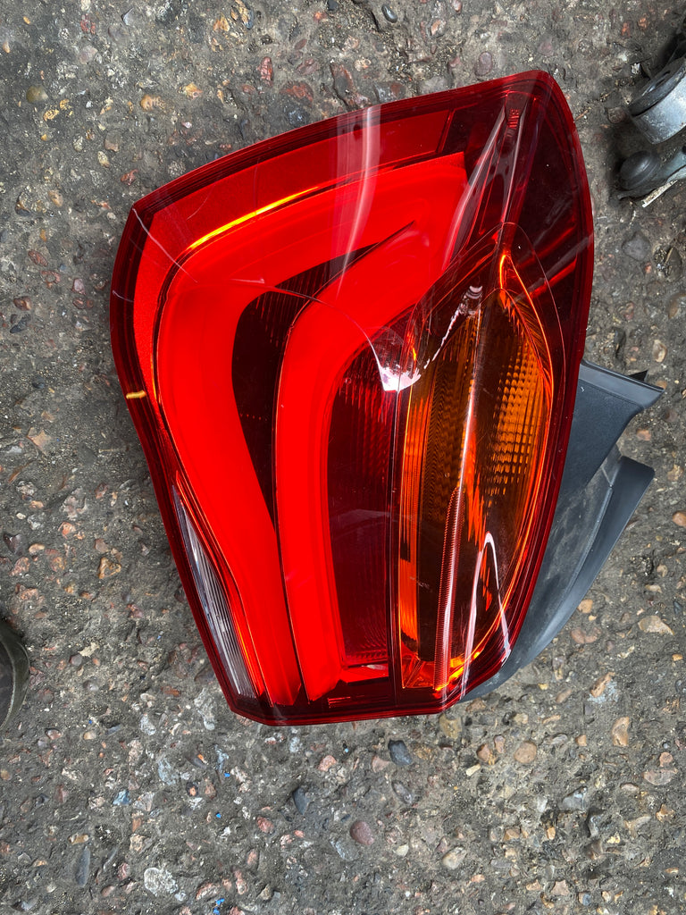 BMW 1 SERIES F20 F21 2015-2018 LED R.H.S HEADLIGHT ASSEMBLY - Australia BMW 1 SERIES F20 F21 2015-2018 LED R.H.S HEADLIGHT ASSEMBLY - Australia