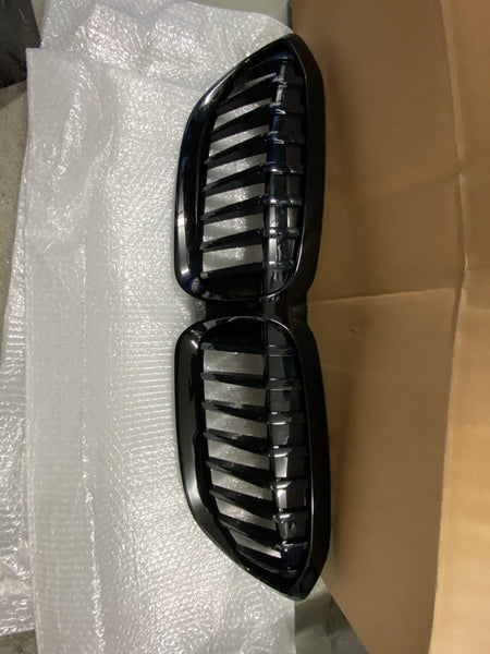 5113192976    BMW 3 Series 2021 330i M340I Front Kidney Grille