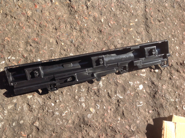 51777256915 Bmw exterior rocker molding bracket f30 f31 2016