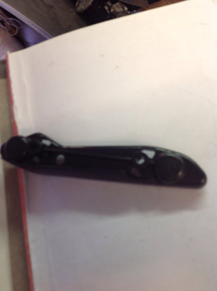 51117255362 -BMW mount side wall