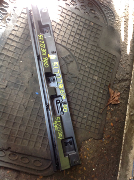 51777301940- Bmw 2 f45,f46 right mount strip panel 2016