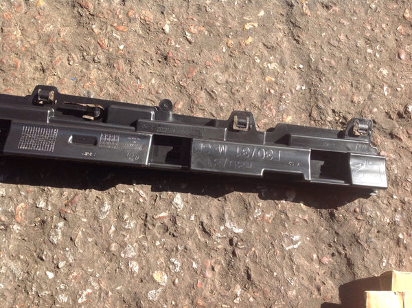 51777256915 Bmw exterior rocker molding bracket f30 f31 2016