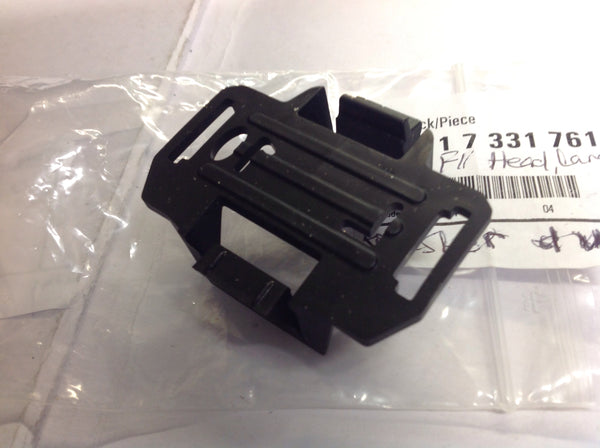 7331761 Bmw f10 f11 head lamp washer dummy left plug lci