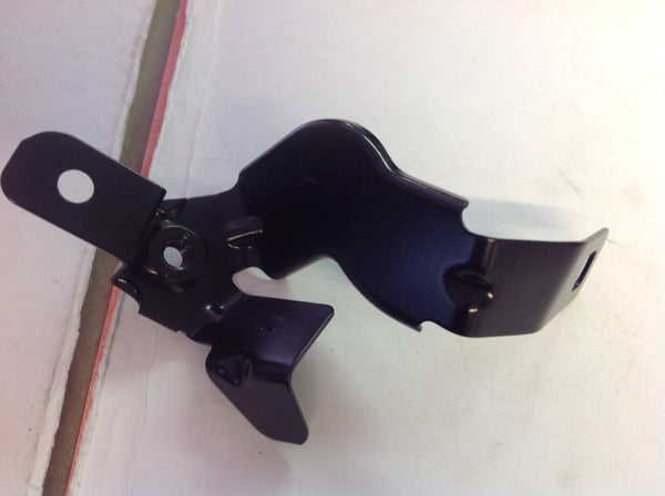 41217298015 bracket side panel top left body trim .f30,f31,f80,M3