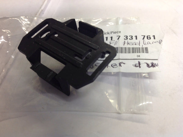 7331761 Bmw f10 f11 head lamp washer dummy left plug lci